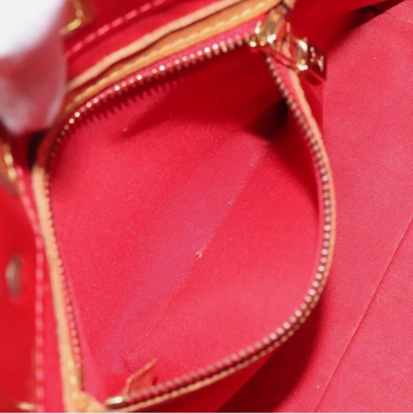 Louis Vuitton Monogram Vernis Reade PM - Picture 3 of 16